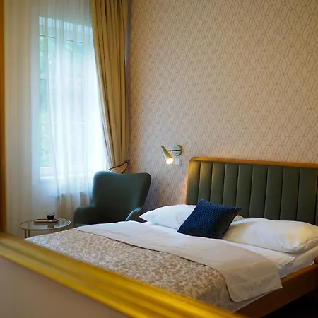16 & Living Hotel apartamentowy