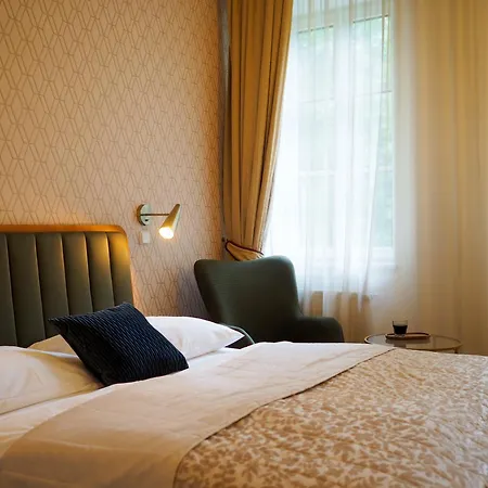 Aparthotel 16 & Living