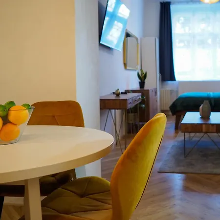 Aparthotel 16 & Living 4*